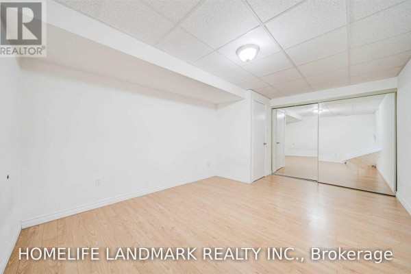 Bsmt - 171 Greenfield Avenue, Toronto, ON M2N3E1 Photo 4