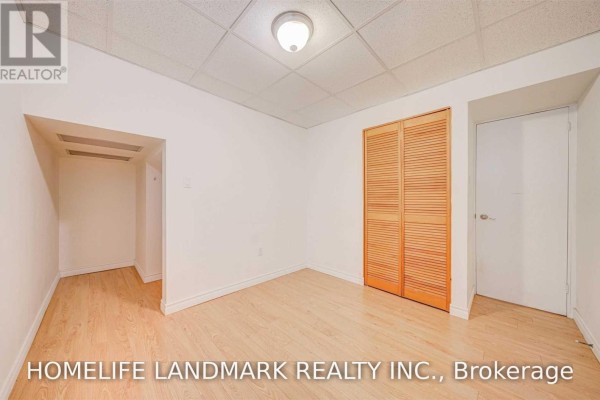Bsmt - 171 Greenfield Avenue, Toronto, ON M2N3E1 Photo 5