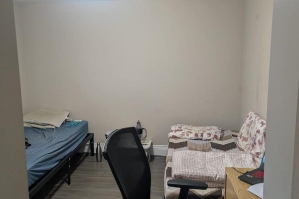 Bsmt - 181 Flora Drive, Toronto, ON M1P1B1 Photo 4