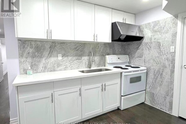 Bedroom 2 - Bsmt - 19 Erintol Way, Markham, ON L3S0E6 Photo 4