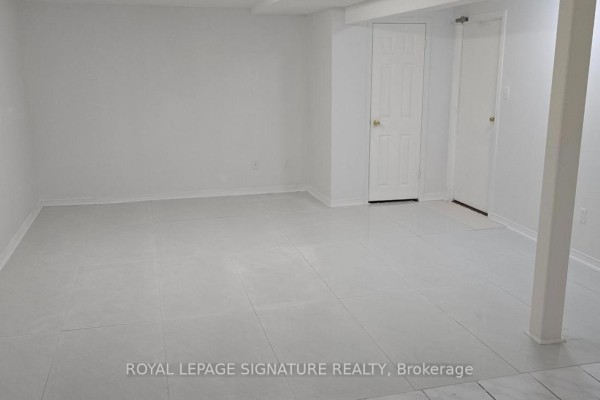 Bsmt - 2 Viewmark Drive, Richmond Hill, ON, photo 2