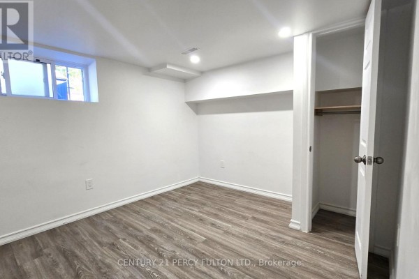 Bedroom 2 - Bsmt - 216 Taylor Mills Drive N, Richmond Hill, ON L4C2T7 Photo 4