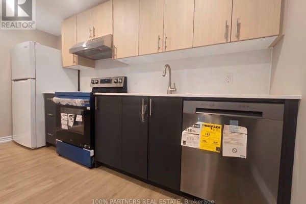 Bsmt - 244 Burbank Drive, Toronto, ON M2K1P8 Photo 4