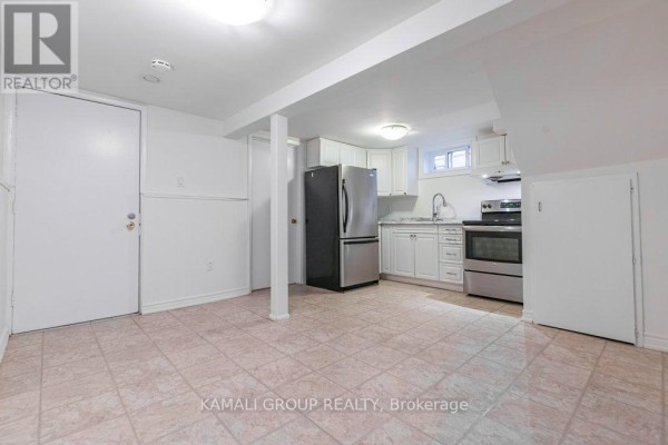 Bsmt - 25 Hillview Drive, Newmarket, ON L3Y4Y3 Photo 5