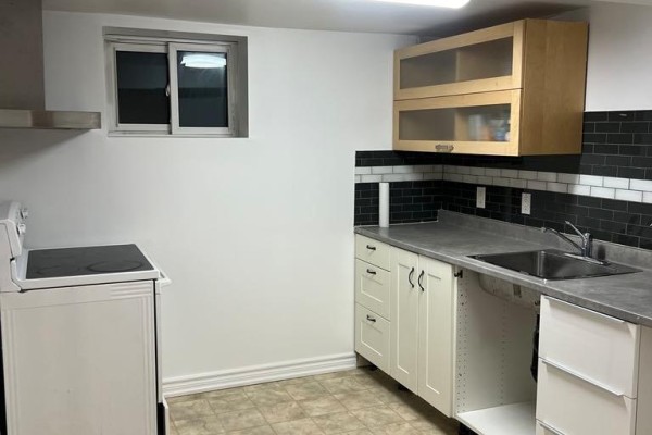 Kitchen - Bsmt - 26 Oakridge Drive, Toronto, ON M1M2A4 Photo 4