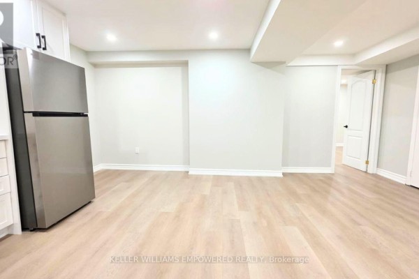 Bsmt - 26 Raffia Avenue, Richmond Hill, ON, photo 3