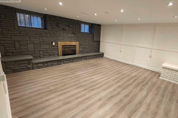 Bsmt - 271 Sussex Ave Avenue, Richmond Hill, ON, photo 2