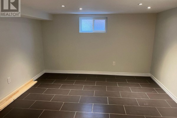 Bedroom - Bsmt - 31 Chamberlain Avenue, Toronto, ON M6E4J7 Photo 3