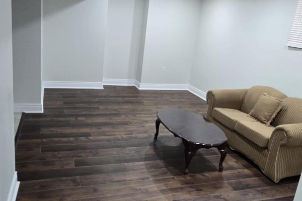 Bsmt - 318 Sunny Meadow Boulevard, Brampton, ON L6R3C3 Photo 5