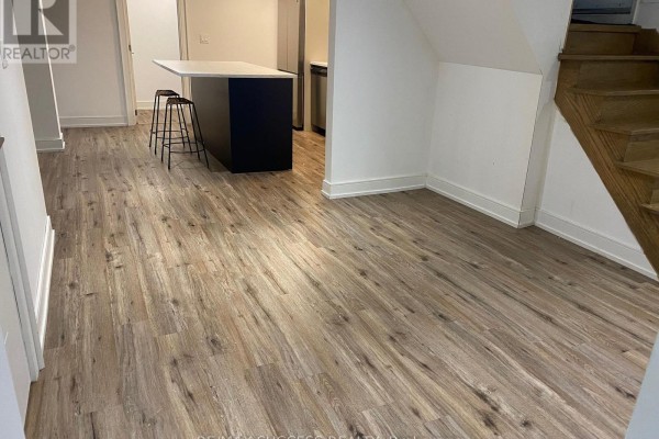 Dining room - Bsmt - 32 Billingham Road, Toronto, ON M9B3X1 Photo 4
