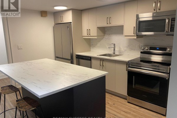 Primary Bedroom - Bsmt - 32 Billingham Road, Toronto, ON M9B3X1 Photo 5