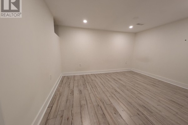 Bsmt - 33 Trammell Lane, Brampton, ON L6Y4J3 Photo 4