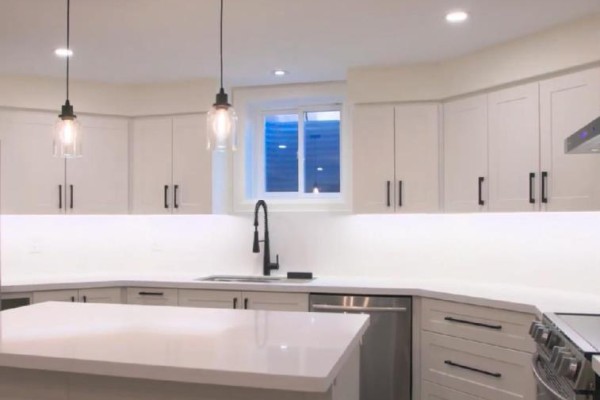 Den - Bsmt - 3334 Mintwood Circle, Oakville, ON L6H0N6 Photo 4