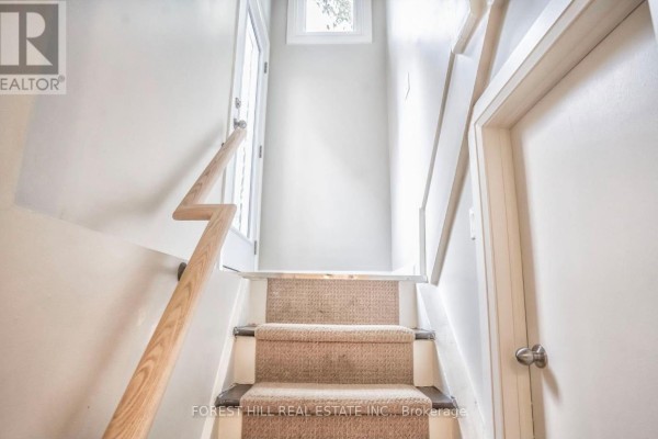 Bsmt - 34 Kenneth Avenue, Toronto, ON, photo 2