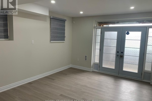 Bsmt - 34 Lost Canyon Way, Brampton, ON L6X3A6 Photo 5