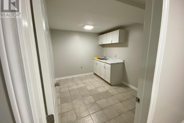 Bsmt - 347 King Street, Midland, ON L4R3M7 Photo 5