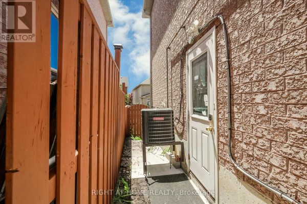Bsmt - 3470 Crimson King Circle, Mississauga, ON L5N8M9 Photo 2