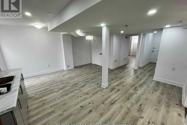 Bsmt - 35 Seahorse Avenue, Brampton, ON L6V4N7 Photo 5