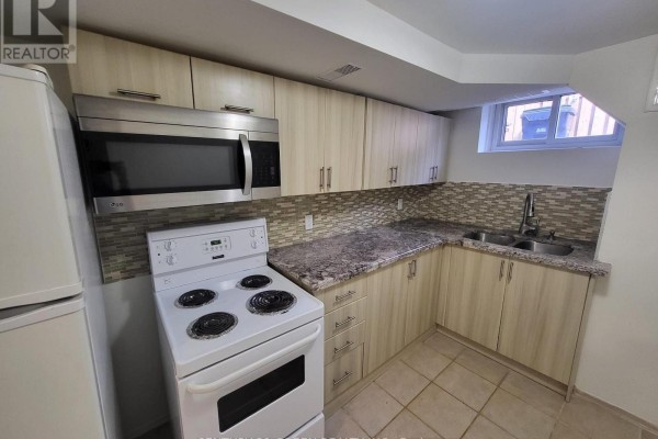 Bsmt - 37 Ravenview Drive, Toronto, ON M1E3L9 Photo 4