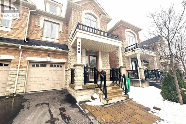 Kitchen - Bsmt - 3900 Arvona Place, Mississauga, ON L5M0Y5 Photo 2