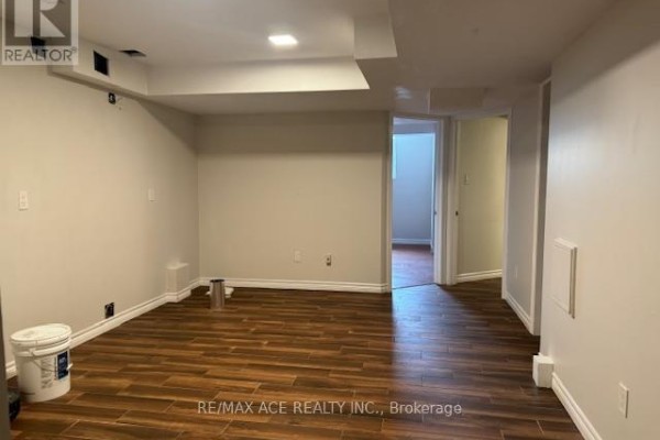 Primary Bedroom - Bsmt - 4 Apple Valley Way, Brampton, ON L6P3P8 Photo 3