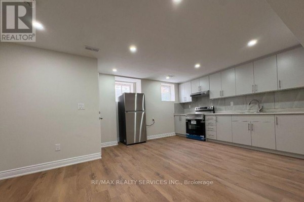 Living room - Bsmt - 4 Divers Road, Brampton, ON L7A5C8 Photo 2