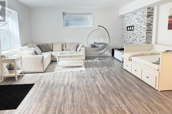 Dining room - # Bsmt - 43 Martindale Road, Toronto, ON M1M2B8 Photo 2