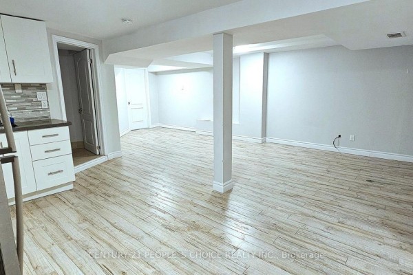 Bsmt - 43 Ramblewood Lane, Vaughan, ON L4J6R8 Photo 2