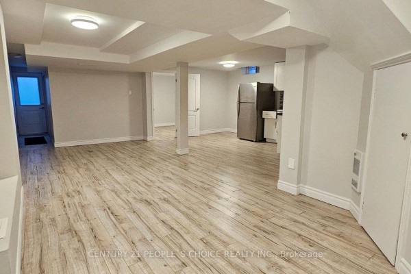 Bsmt - 43 Ramblewood Lane, Vaughan, ON L4J6R8 Photo 5