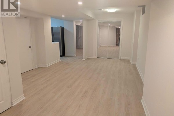 Bsmt - 460 Menczel Crescent, Newmarket, ON L3X2P6 Photo 3