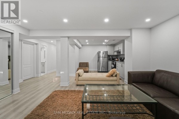 Bsmt - 4778 Crystal Rose Drive, Mississauga, ON L5V1G9 Photo 4