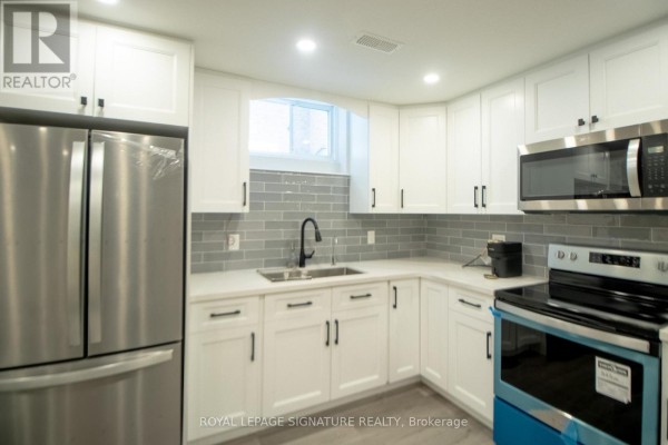 Bsmt - 48 Pietrowski Drive, Georgina, ON L4P0K2 Photo 5