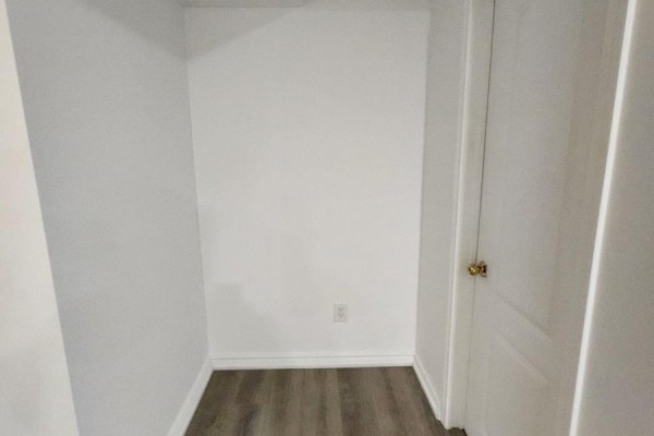 Bsmt - 4842 Rosebush Road, Mississauga, ON L5M5M1 Photo 4