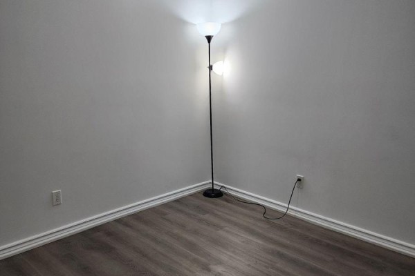 Bsmt - 4842 Rosebush Road, Mississauga, ON L5M5M1 Photo 5