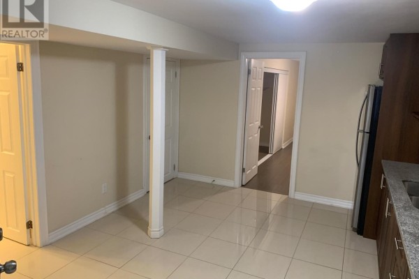 Bsmt - 5 Coventry Court, Richmond Hill, ON L4C8B4 Photo 5