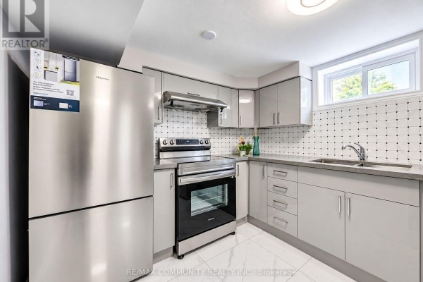 Bsmt - 507 Brock Street S, Whitby, ON L1N4K8 Photo 5