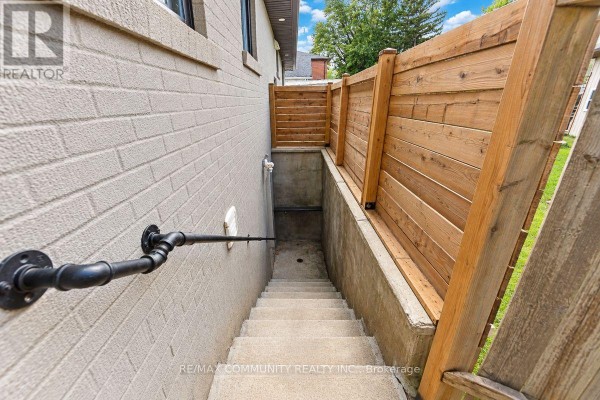 Bsmt - 52 Maple Avenue, Halton Hills, ON L7G1X7 Photo 3