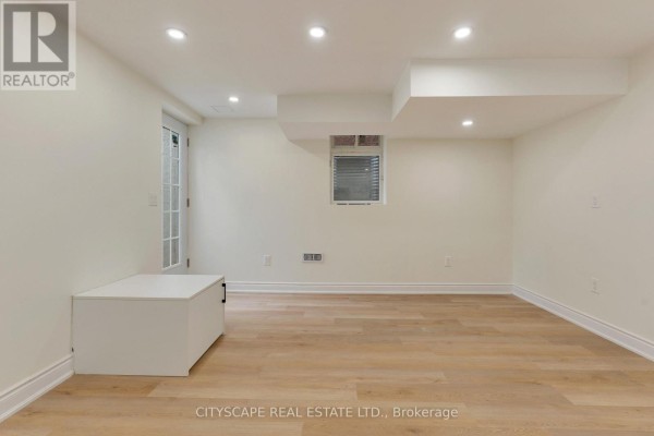 Den - Bsmt - 5623 Longboat Avenue, Mississauga, ON L5M7E5 Photo 3