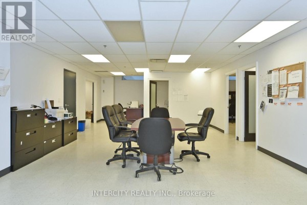 Bsmt - 6 Ronrose Drive, Vaughan, ON L4K4R3 Photo 5