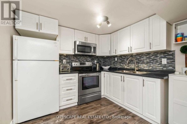 Bsmt - 6103 Silken Lauman Way, Mississauga, ON L5V1A1 Photo 5