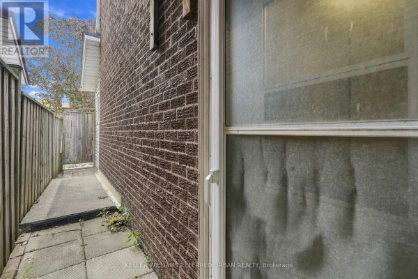 Bsmt - 63 Keyworth Trail, Toronto, ON M1S2V2 Photo 2
