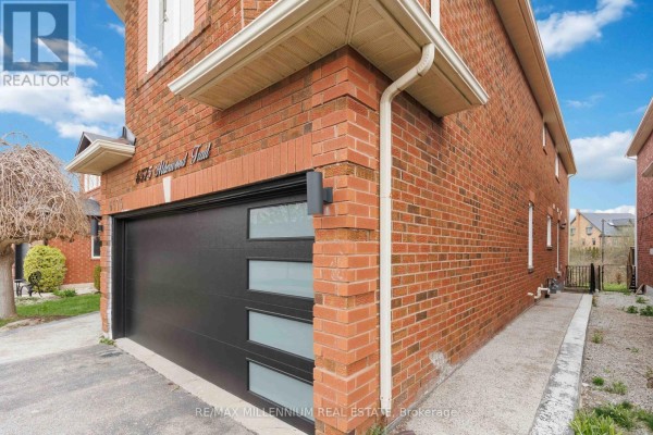 Bsmt - 6575 Alderwood Trail, Mississauga, ON L5N6W3 Photo 4