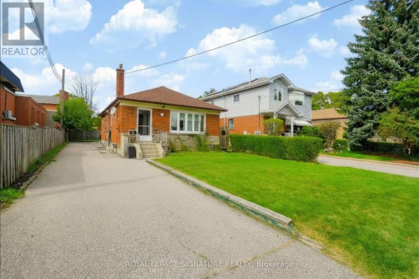 Bsmt - 66 Miramar Crescent, Toronto