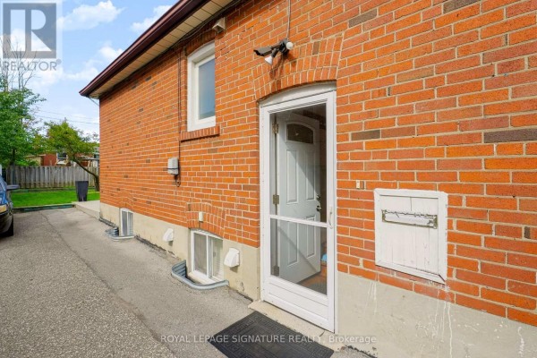 Bsmt - 66 Miramar Crescent, Toronto, ON M1J1R6 Photo 2