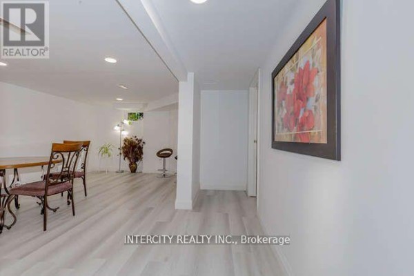 Bsmt - 67 Raylawn Crescent, Halton Hills, ON L7G4M6 Photo 5