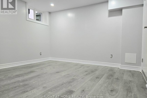 Bsmt - 68 Woodington Avenue, Toronto, ON M4C3J5 Photo 2