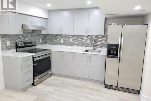 Bsmt - 6959 Tassel Crescent, Mississauga, ON L5W1G9 Photo 5
