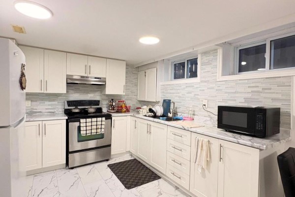 Bsmt - 7 Marlena Drive, Toronto, ON M1E2Y9 Photo 2