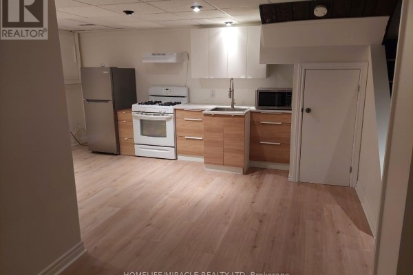 Kitchen - Bsmt - 703 Tennyson Avenue, Oshawa, ON L1H3K5 Photo 3