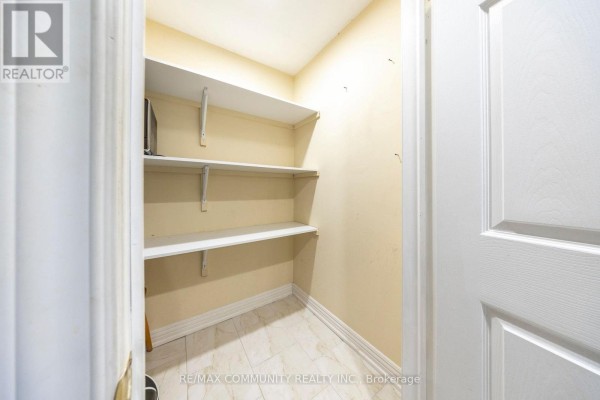 Dining room - Bsmt - 72 Lampman Drive, Toronto, ON M1E5K9 Photo 5